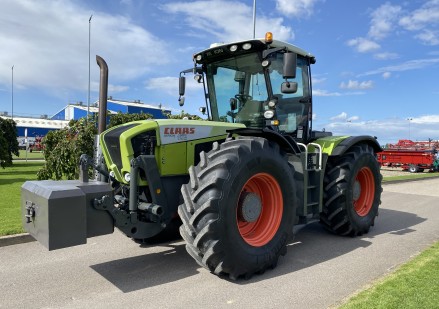 Naudotas traktorius Claas Xerion 3800 